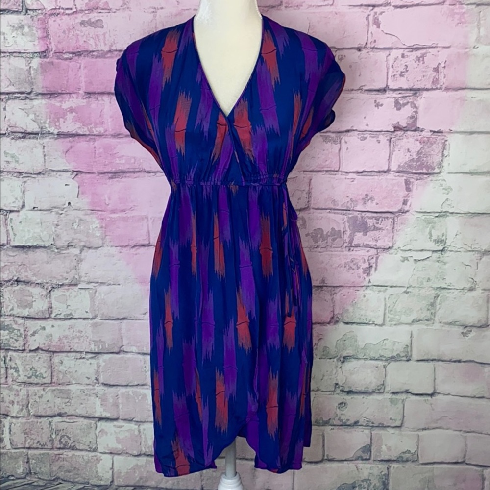 Tucker 100% silk blue and purple wrap dress P
